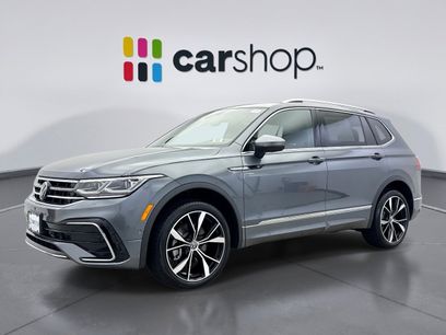 Used 2023 Volkswagen Tiguan SEL R-Line