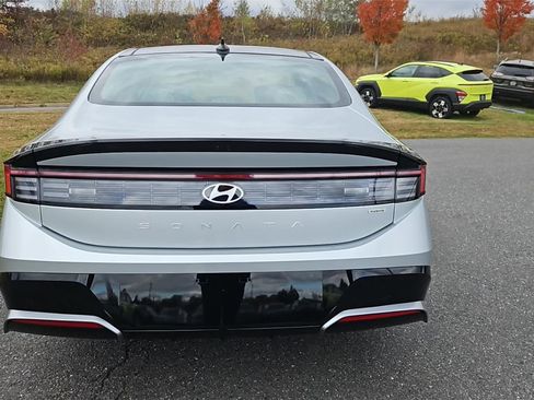 New 2026 Hyundai Sonata SEL image 6