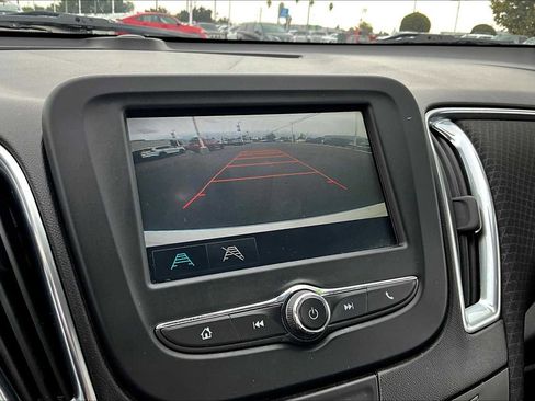 Used 2016 Chevrolet Malibu LT image 24