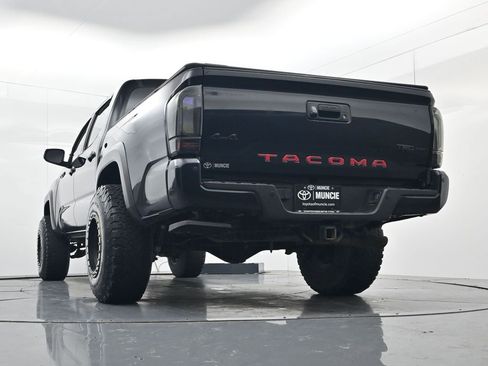 Used 2019 Toyota Tacoma TRD Pro AWD/4WD image 45