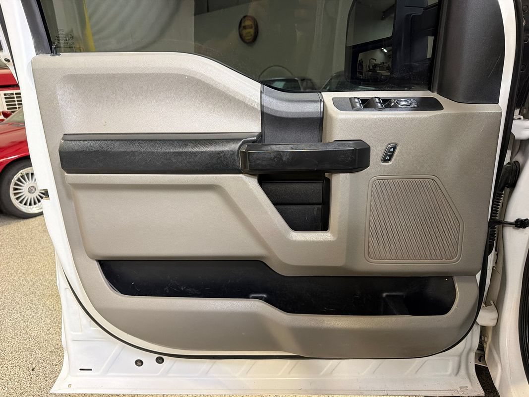 Used 2019 Ford F350 XL w/ Power Equipment Group AWD/4WD image 27