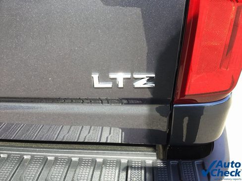 Used 2020 Chevrolet Silverado 3500 LTZ w/ LTZ Premium Package image 19