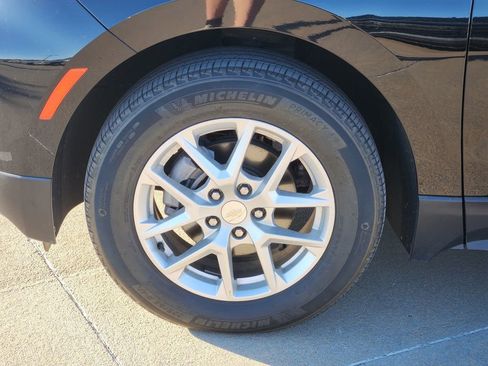 Used 2022 Chevrolet Equinox LT image 14