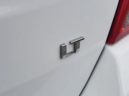 Used 2018 Chevrolet Trax LT FWD image 28
