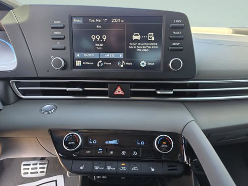 New 2026 Hyundai Elantra SEL Sport Premium FWD image 26