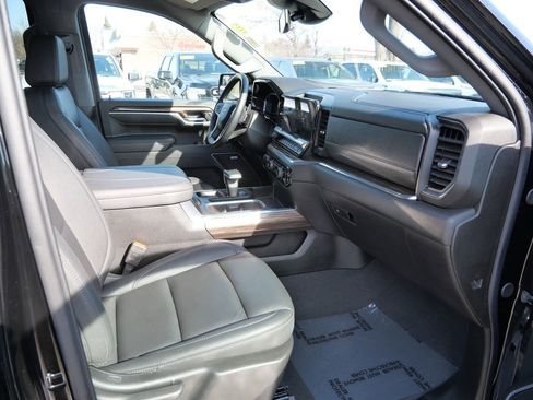 Used 2025 Chevrolet Silverado 1500 RST w/ Convenience Package II AWD/4WD image 14
