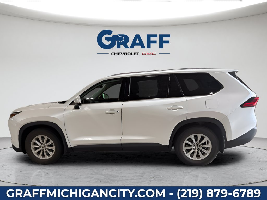 Used 2024 Toyota Grand Highlander AWD image 2