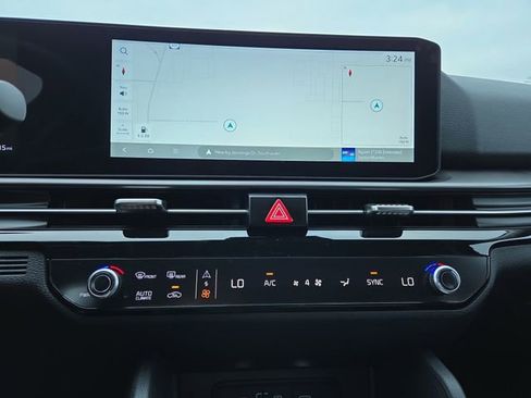 New 2026 Kia Sportage SX image 10