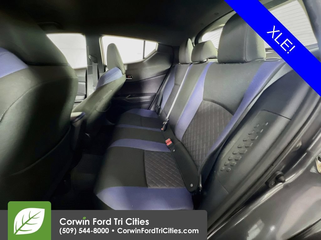 Used 2021 Toyota C-HR XLE FWD image 26