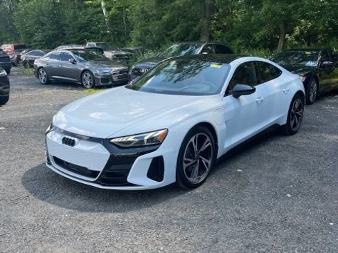 Used 2024 Audi e-tron GT Prestige AWD/4WD image 6
