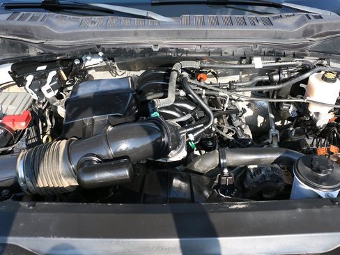 Used 2023 Ford F250 XLT AWD/4WD image 34