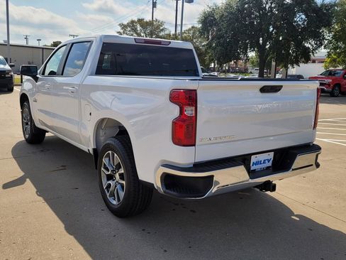 New 2026 Chevrolet Silverado 1500 LT image 3