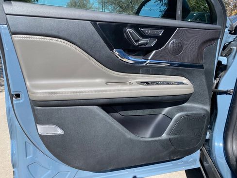 New 2026 Lincoln Corsair Premiere image 34