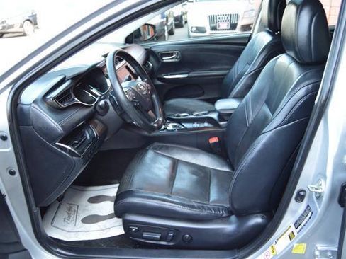 Used 2014 Toyota Avalon Limited FWD image 39