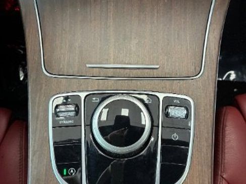 Used 2019 Mercedes-Benz C 300 4MATIC Sedan image 23