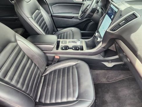 Used 2024 Ford Edge SEL AWD/4WD image 14