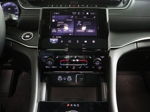 New 2025 Jeep Grand Cherokee L Altitude image 25