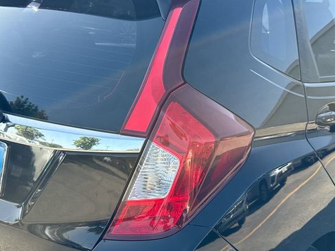 Used 2017 Honda Fit EX image 30