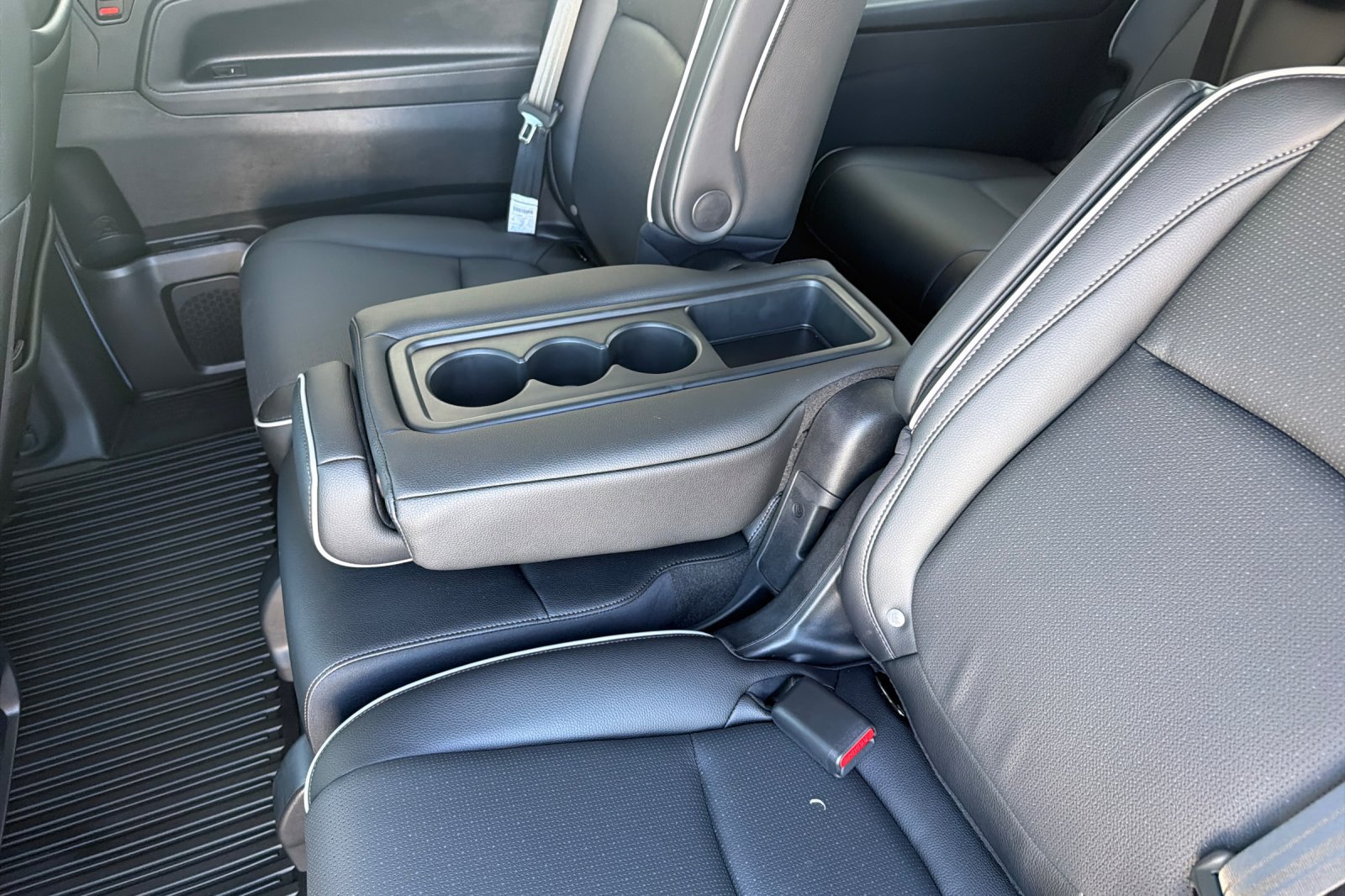 New 2027 Honda Odyssey Elite image 12
