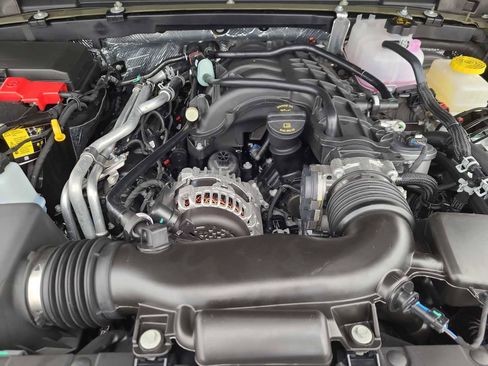 New 2026 Jeep Wrangler Unlimited Rubicon w/ Technology Group image 17