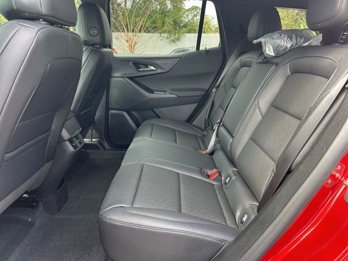 New 2026 Chevrolet Equinox LT w/ Convenience Package II AWD/4WD image 14