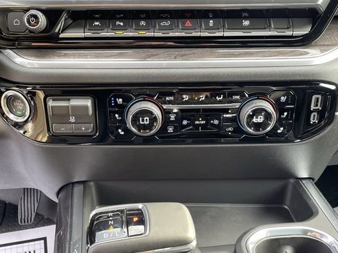 New 2026 Chevrolet Silverado 1500 LTZ w/ LTZ Premium Package image 24