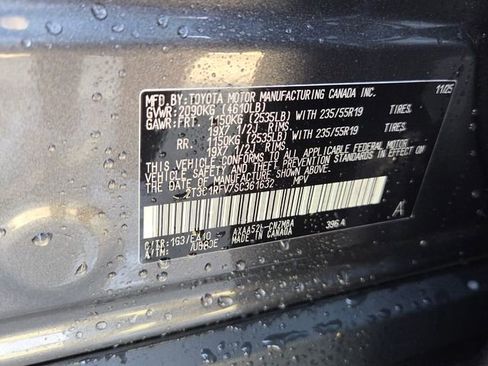 Used 2025 Toyota RAV4 XLE Premium FWD image 6
