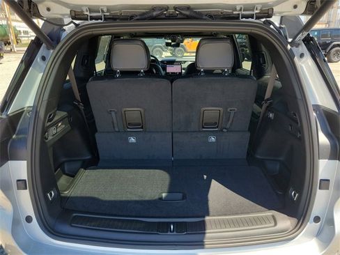 New 2025 Jeep Grand Cherokee L Limited w/ Luxury Tech Group II image 7