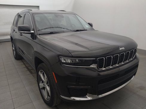 Used 2022 Jeep Grand Cherokee L Limited AWD/4WD image 13