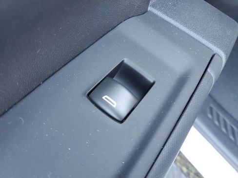 New 2025 Chevrolet Silverado 1500 Custom w/ LPO, Utility Wall Package image 16