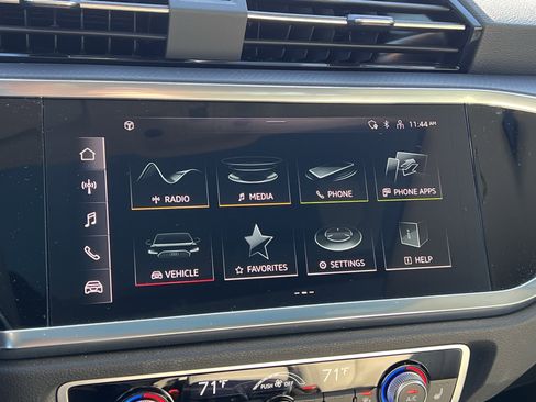 Used 2023 Audi Q3 2.0T Premium w/ Convenience Package image 24