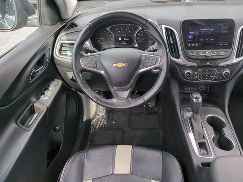 Used 2019 Chevrolet Equinox LT w/ Sun & Navigation Package AWD/4WD image 18