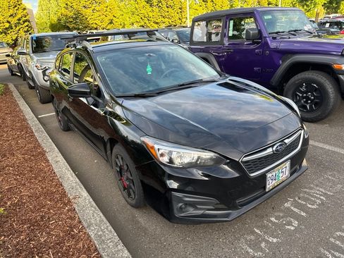 Used 2018 Subaru Impreza 2.0i Premium w/ Popular Package #2 AWD/4WD image 1