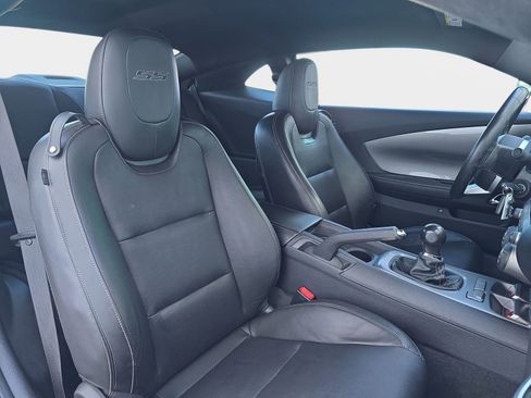 Used 2010 Chevrolet Camaro SS w/ RS Package image 10