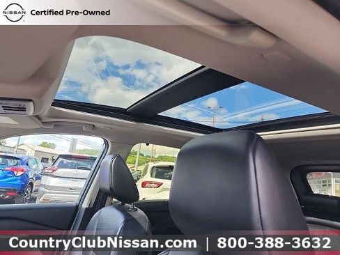 Certified 2024 Nissan Rogue SV w/ SV Premium Package AWD/4WD image 13