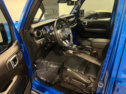 Used 2023 Jeep Wrangler Unlimited Rubicon 392 w/ Trailer Tow Package image 10