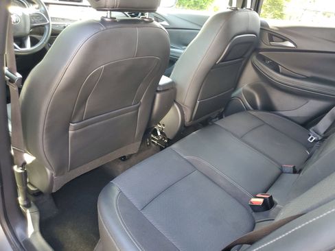 Used 2022 Buick Encore GX Select FWD image 22