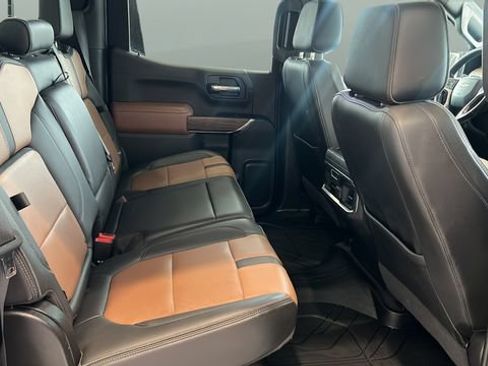 Used 2020 Chevrolet Silverado 1500 High Country w/ Technology Package AWD/4WD image 25