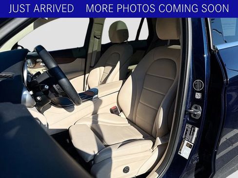 Used 2021 Mercedes-Benz GLC 300 4MATIC image 15