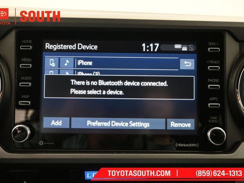 Used 2022 Toyota Tacoma TRD Sport AWD/4WD image 17