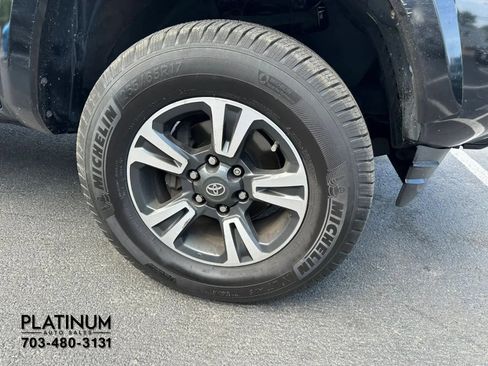 Used 2016 Toyota Tacoma TRD Sport w/ Towing Package AWD/4WD image 19