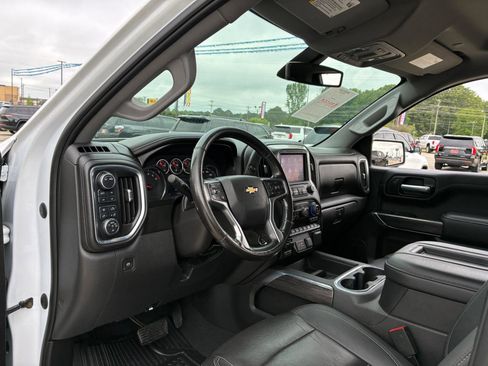 Used 2021 Chevrolet Silverado 1500 LTZ AWD/4WD image 14