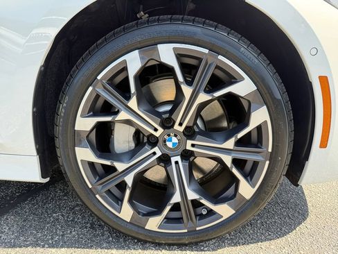 Certified 2026 BMW 330i xDrive Sedan w/ Premium Package AWD/4WD image 18