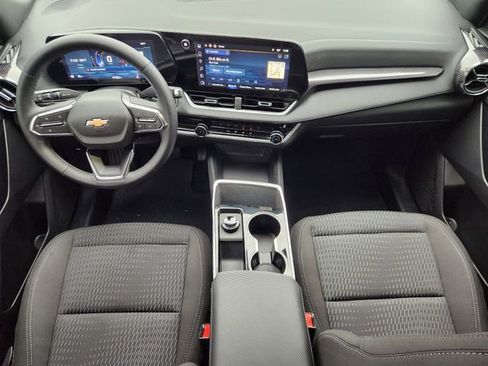 Used 2026 Chevrolet Equinox LT FWD image 25