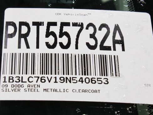 Used 2009 Dodge Avenger R/T FWD image 31