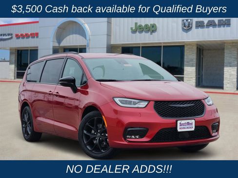 New 2026 Chrysler Pacifica Select w/ S Appearance Package image 1