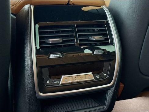 New 2026 BMW X5 xDrive40i w/ M Sport Package image 27