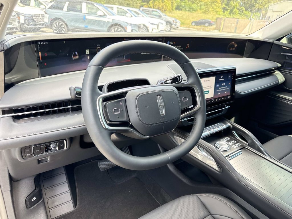 New 2026 Lincoln Nautilus Premier AWD/4WD image 33