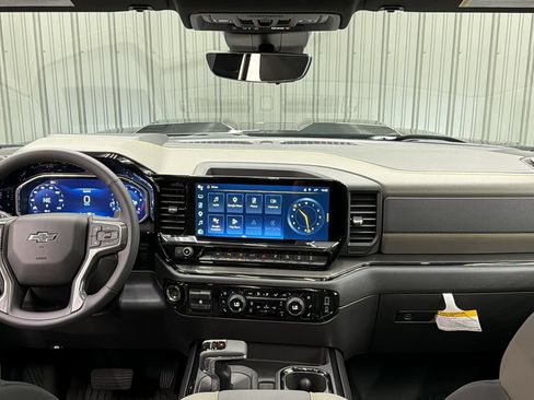 Used 2026 Chevrolet Silverado 1500 ZR2 w/ Dark Appearance Package AWD/4WD image 37