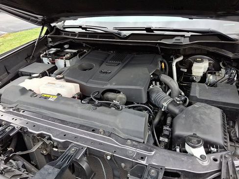 Used 2022 Toyota Tundra SR5 image 28